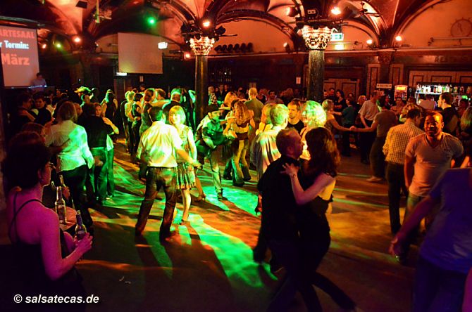 Salsa Köln: Alter Wartesaal