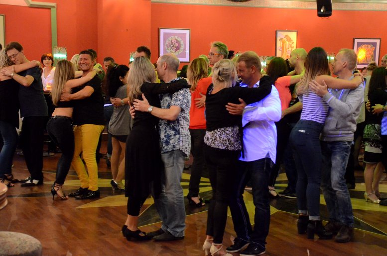 Salsa in Krefeld: Odeon