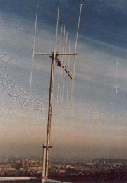 RADIO 101-Antenne auf dem Baudouin-Turm auf dem Dreil&auml;ndereck
