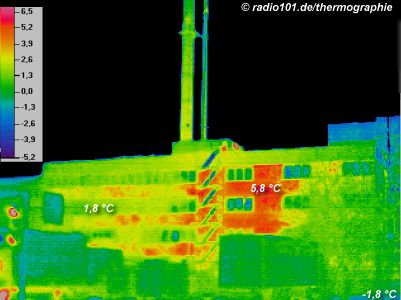 Thermographische Aufnahme / W&auml;rmebild: Industriegeb&auml;ude